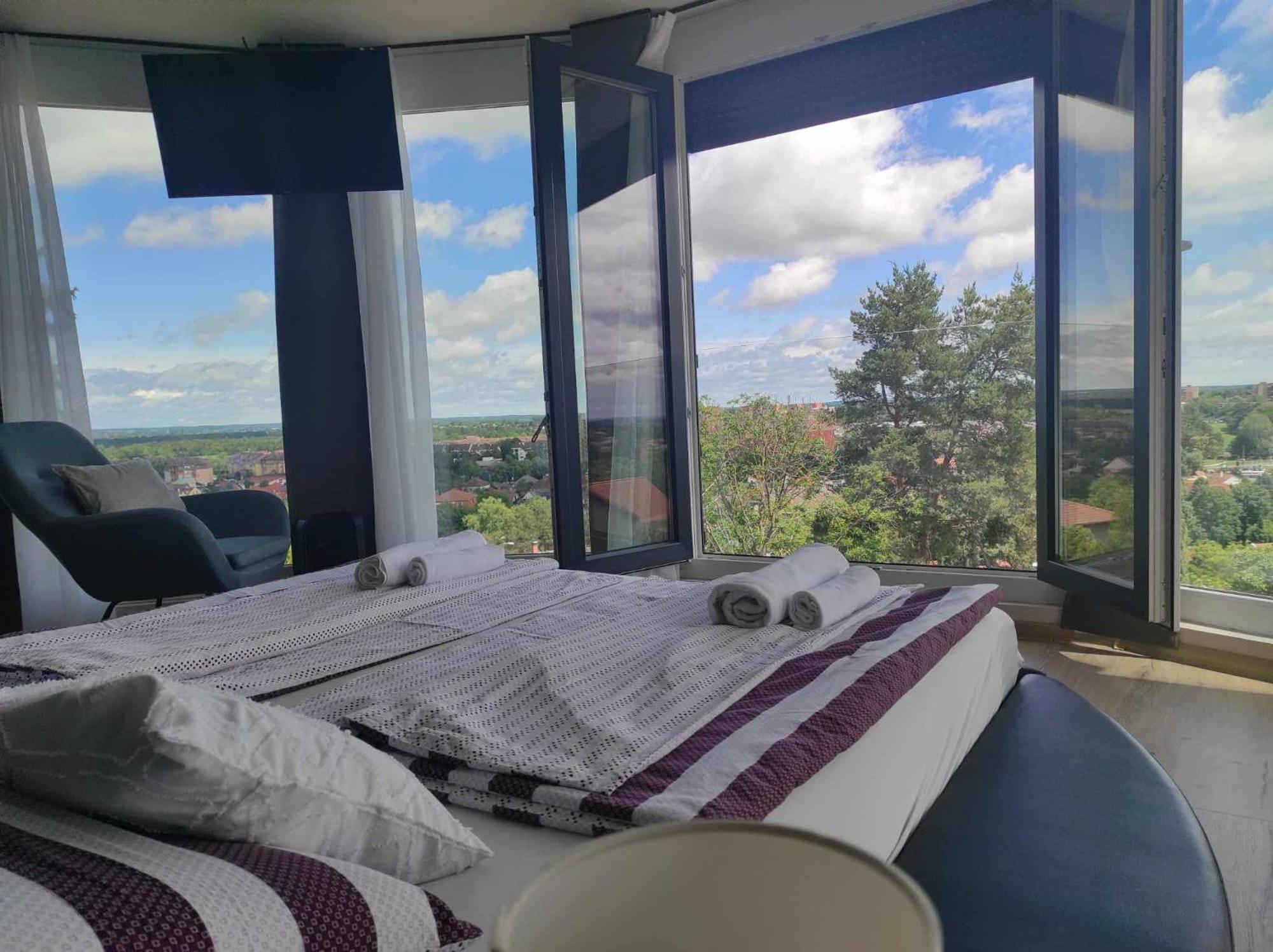 West Panorama Penthouse - Apartment With A Fantastic View Of The City Szombathely Buitenkant foto